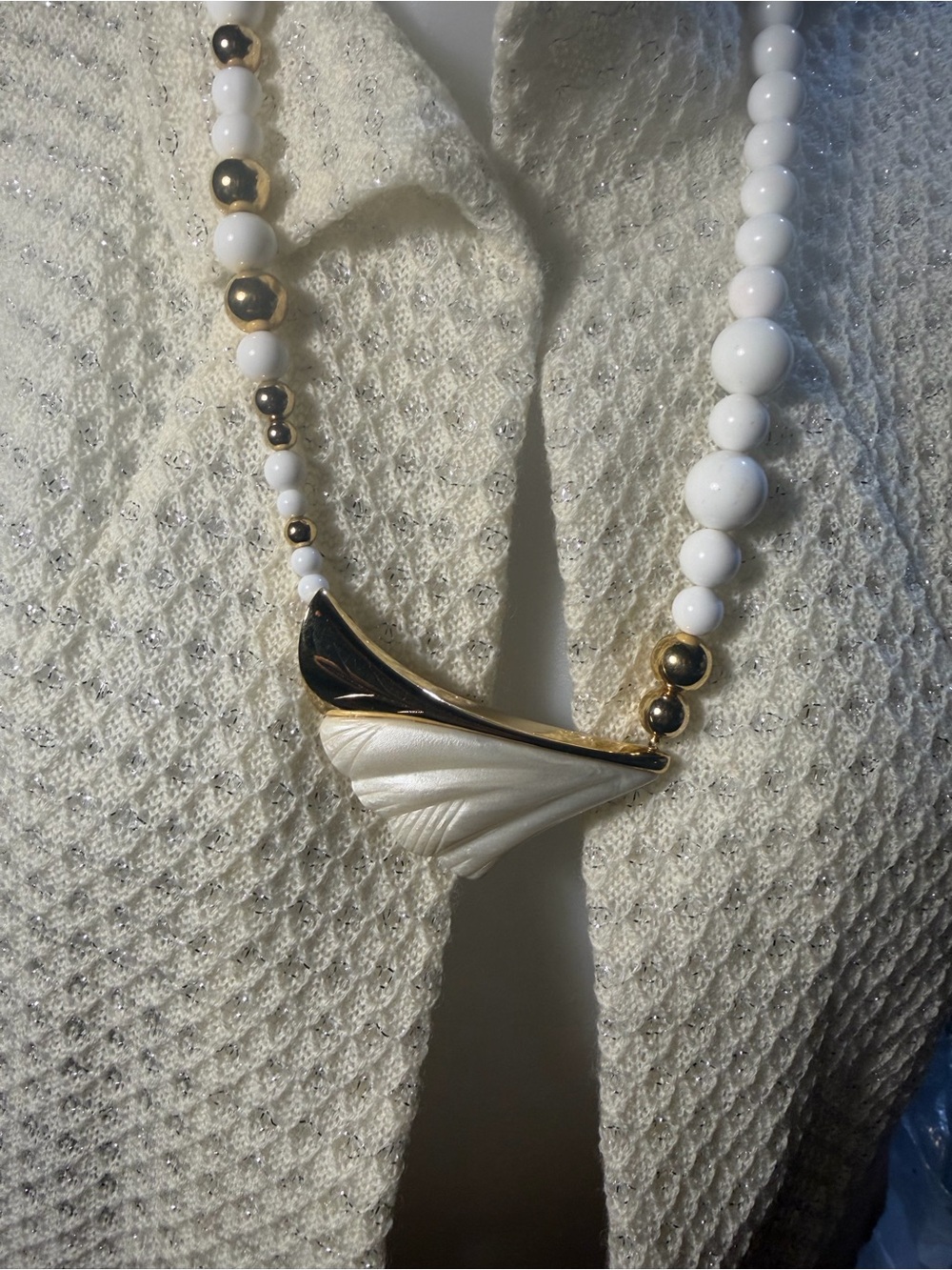 Vintage Trifari White and Gold Beaded Pendant Necklace